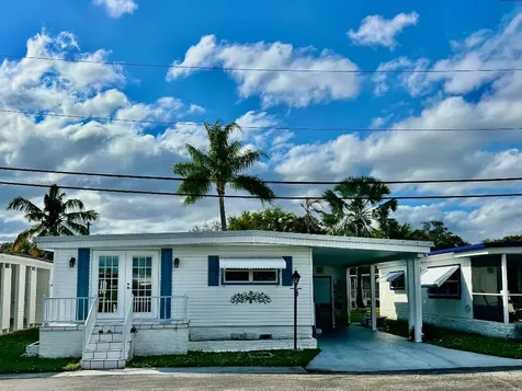 1554 S 33rd Road Hollywood FL 33021