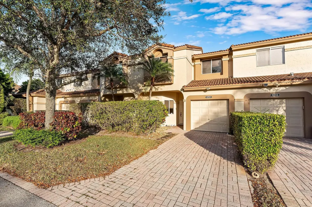 6757 Via Regina Boca Raton FL 33433