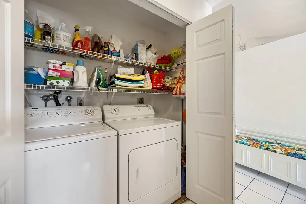 7673 Tahiti Lane Lake Worth FL 33467