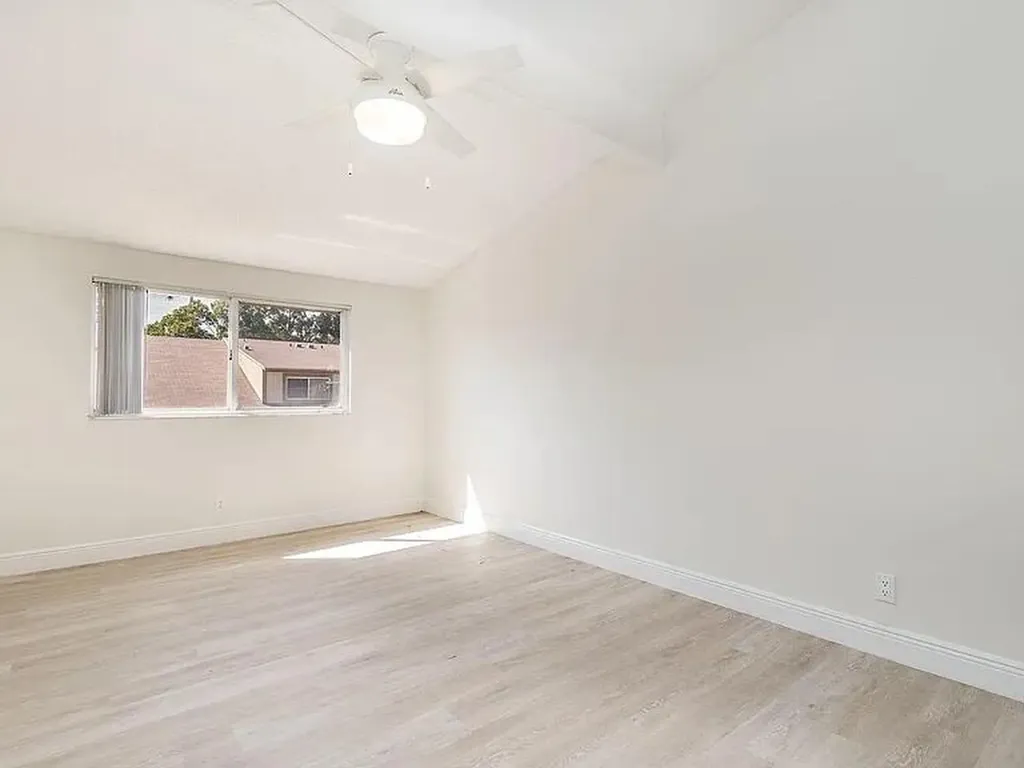 211 Maplecrest Circle Jupiter FL 33458