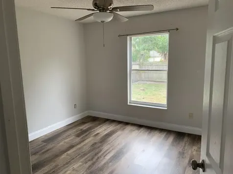 998 SW N Globe Avenue Port St Lucie FL 34953