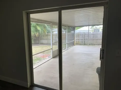 998 SW N Globe Avenue Port St Lucie FL 34953