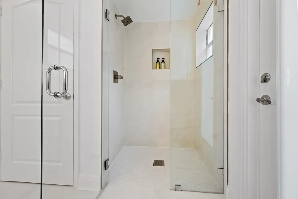 9221 Heathridge Drive West Palm Beach FL 33411
