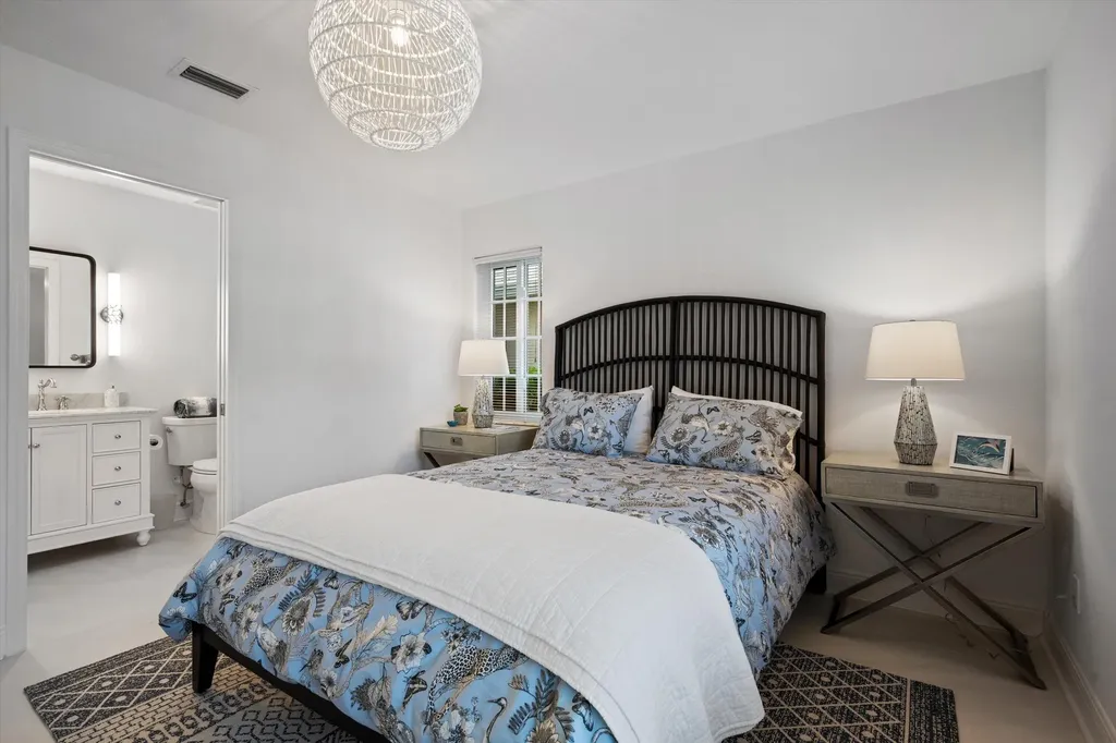 9221 Heathridge Drive West Palm Beach FL 33411
