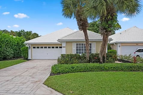 9221 Heathridge Drive West Palm Beach FL 33411