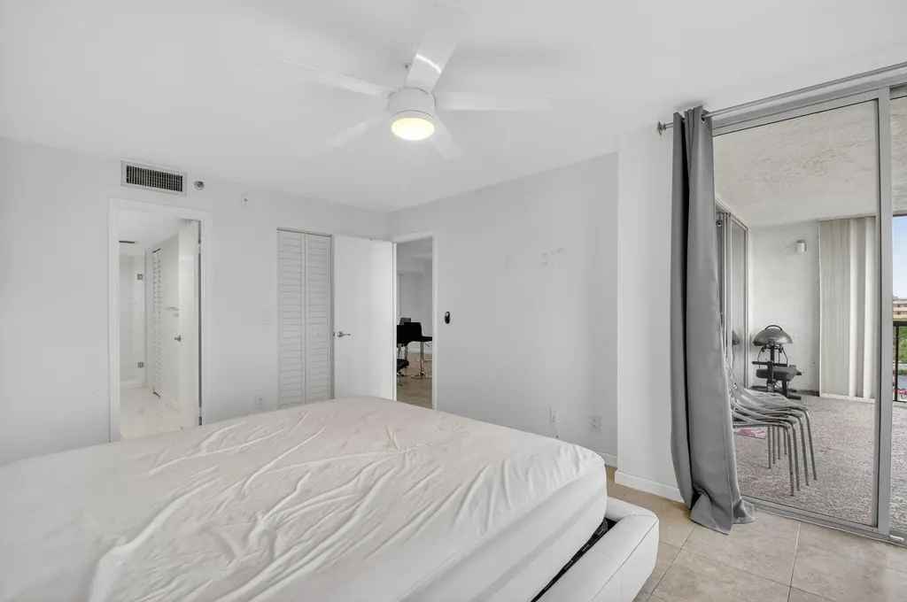 5280 NW 2nd Avenue Boca Raton FL 33487