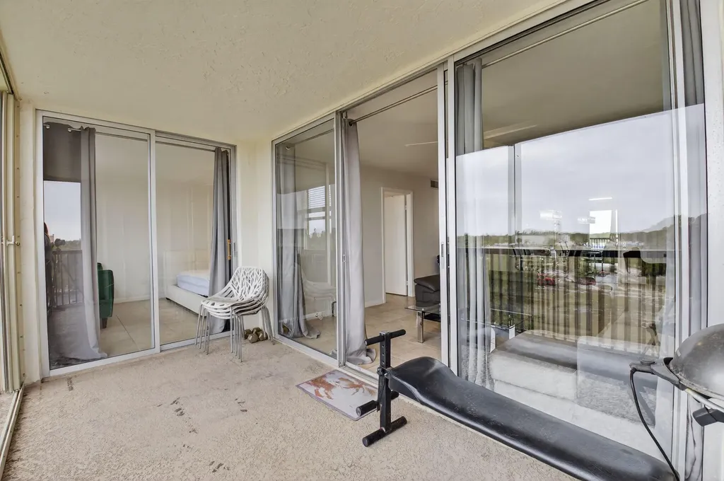 5280 NW 2nd Avenue Boca Raton FL 33487