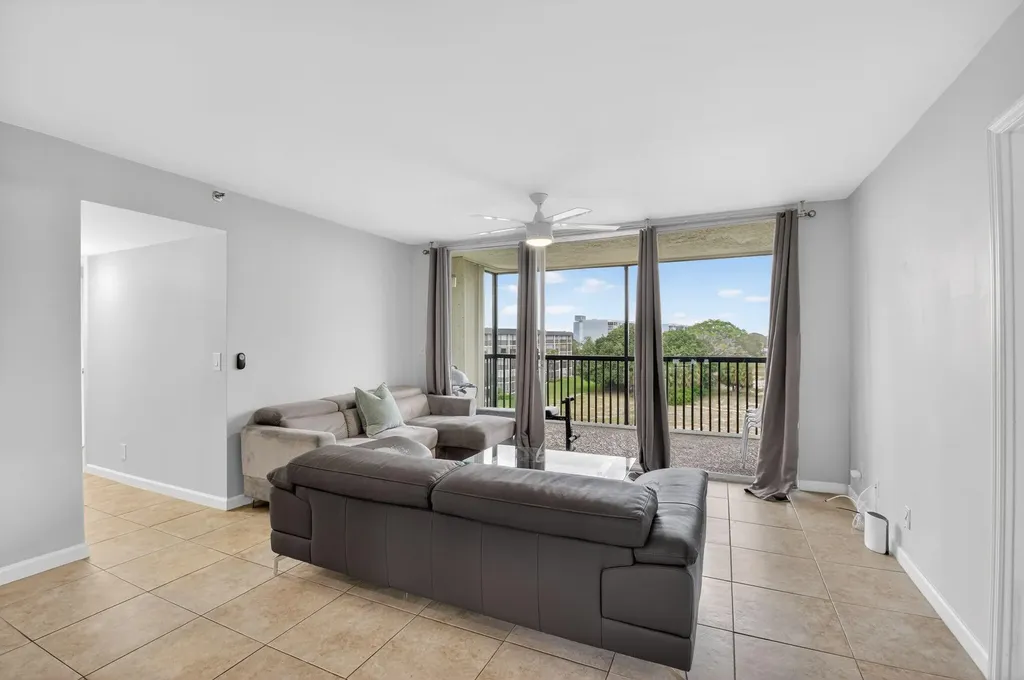 5280 NW 2nd Avenue Boca Raton FL 33487