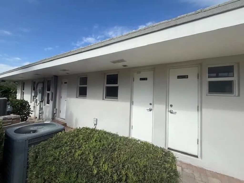 5520 N Ocean Boulevard Ocean Ridge FL 33435