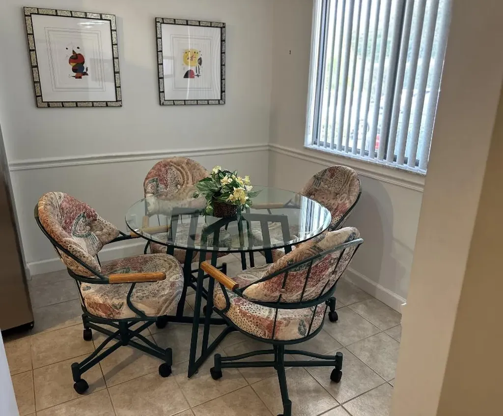 3138 Via Poinciana Lake Worth FL 33467