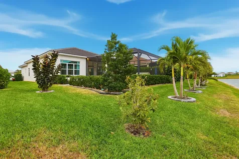 11160 SW Lunata Way Port St Lucie FL 34987