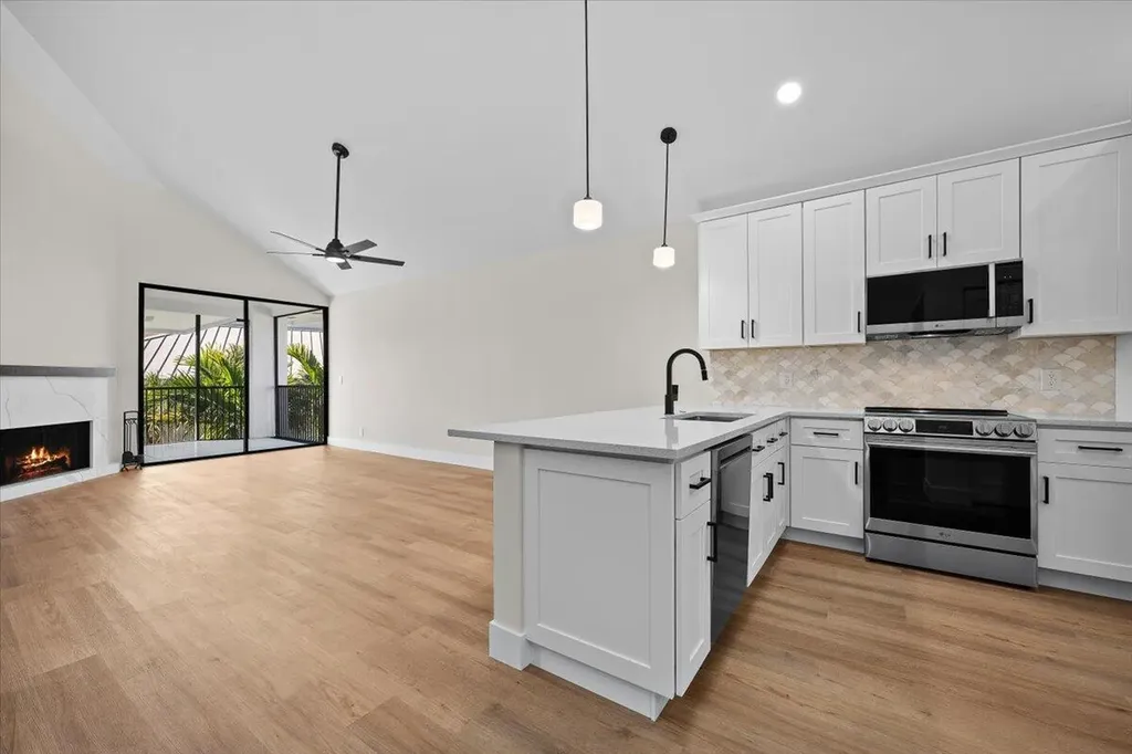 144 Bay Colony Drive N Juno Beach FL 33408