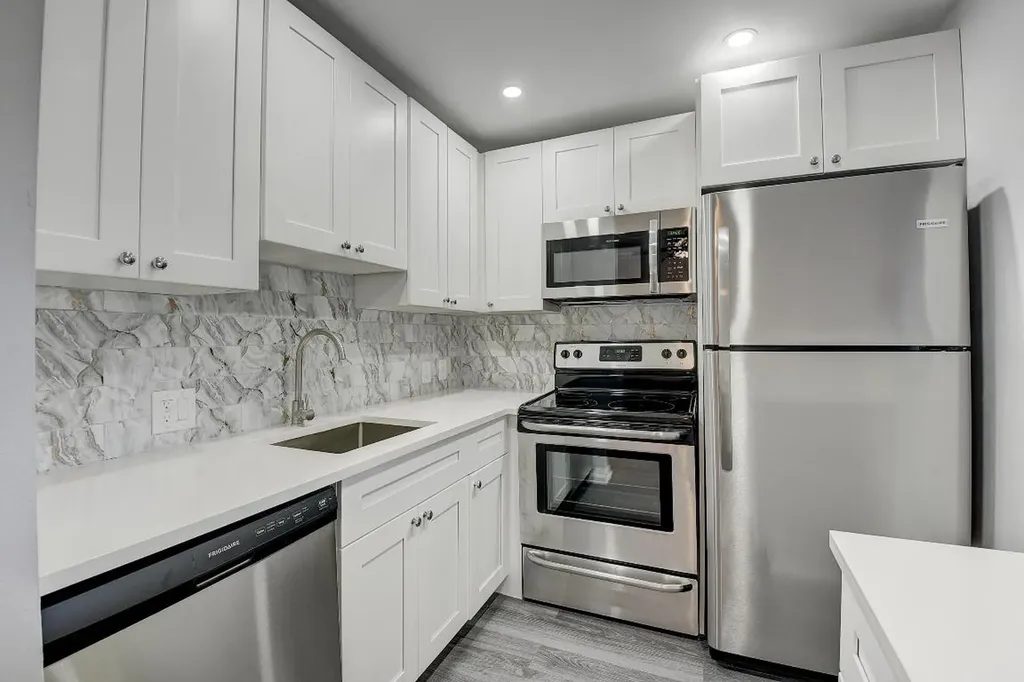 49 Suffolk B Boca Raton FL 33434
