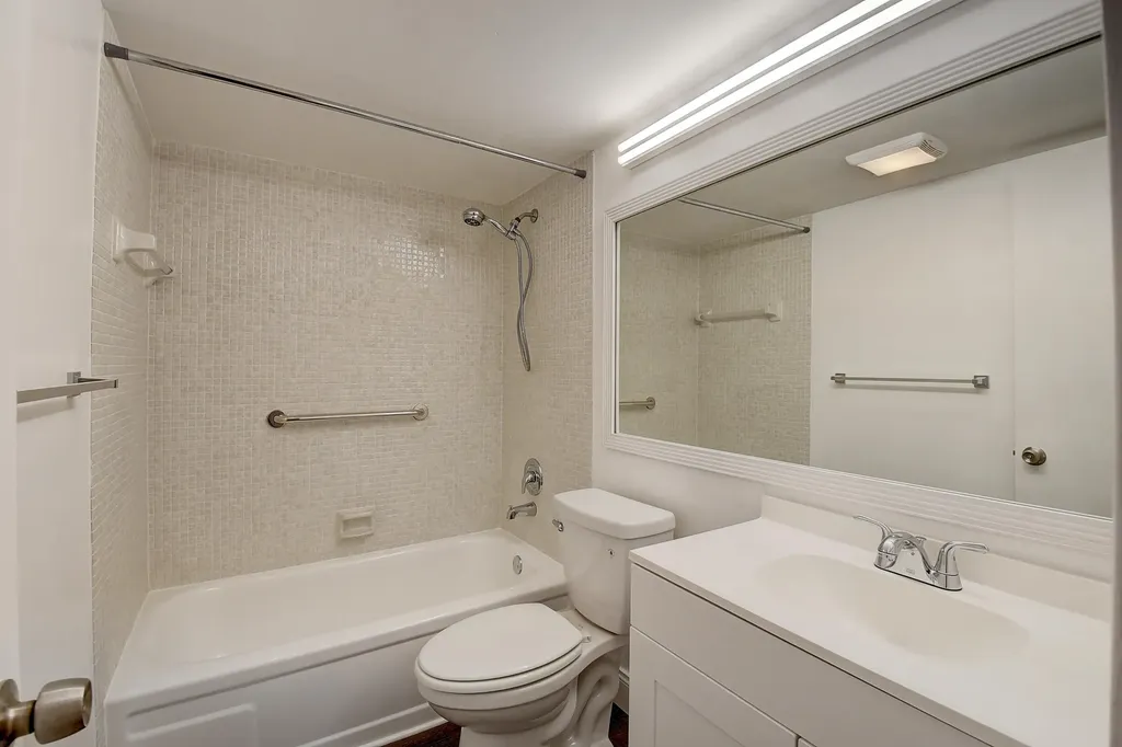 49 Suffolk B Boca Raton FL 33434