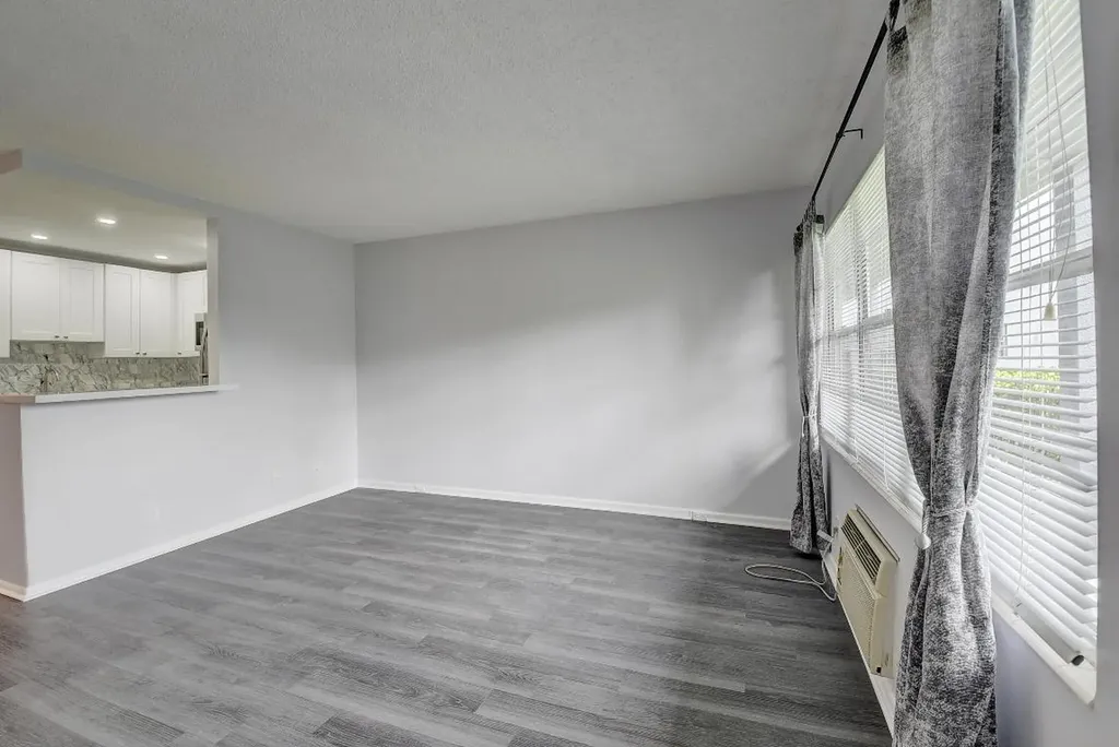 49 Suffolk B Boca Raton FL 33434