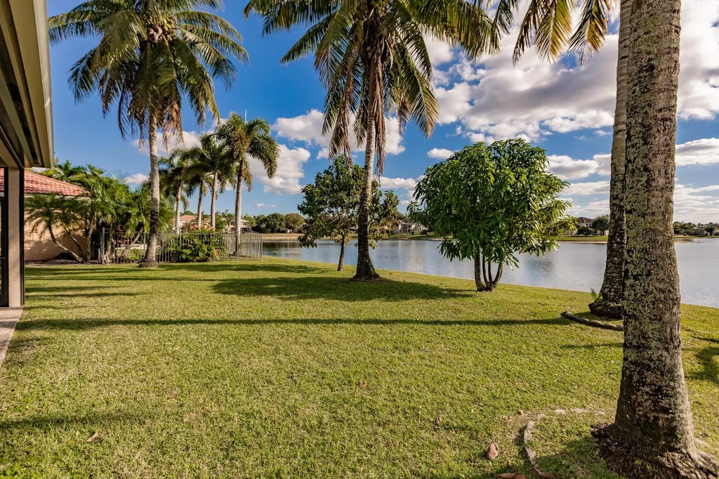 9452 Granite Ridge Lane West Palm Beach FL 33411