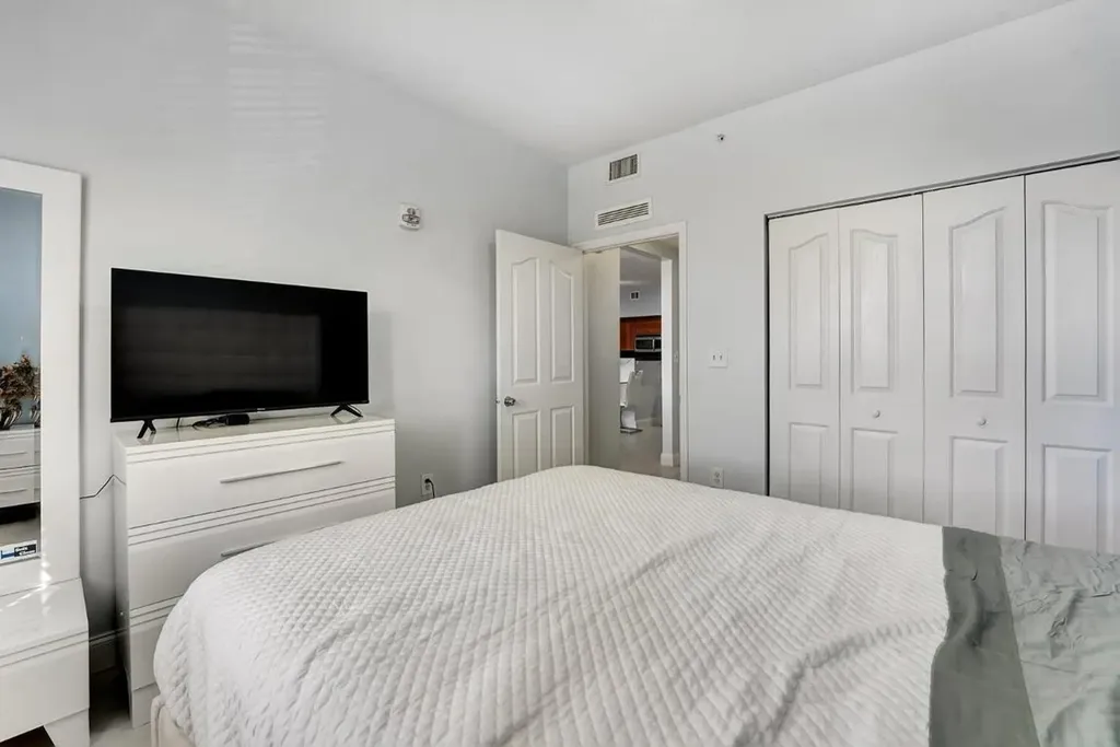 250 NE 3rd Avenue Delray Beach FL 33444