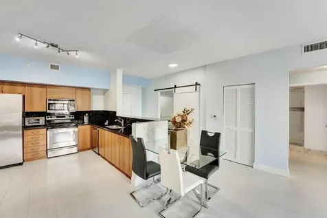 250 NE 3rd Avenue Delray Beach FL 33444