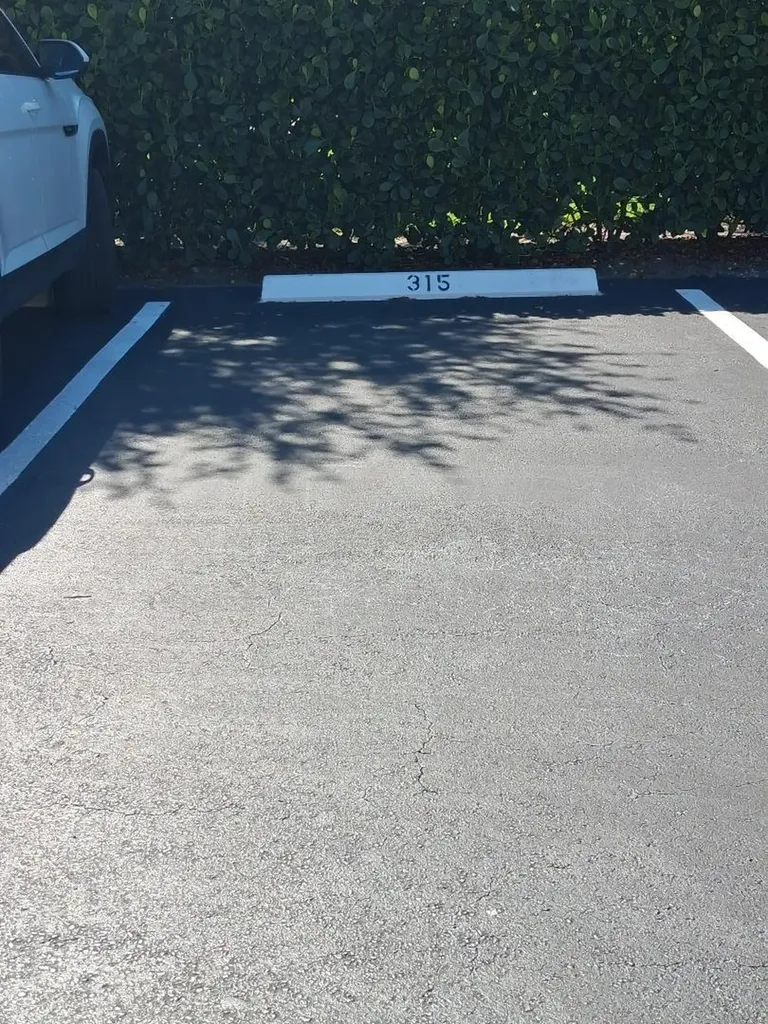 5749 Camino Del Sol Boca Raton FL 33433