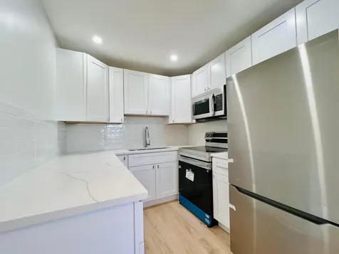 130 Chatham F West Palm Beach FL 33417