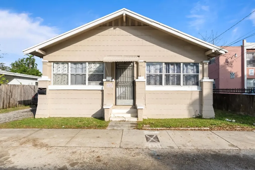 8111 NE 1st Avenue Miami FL 33138