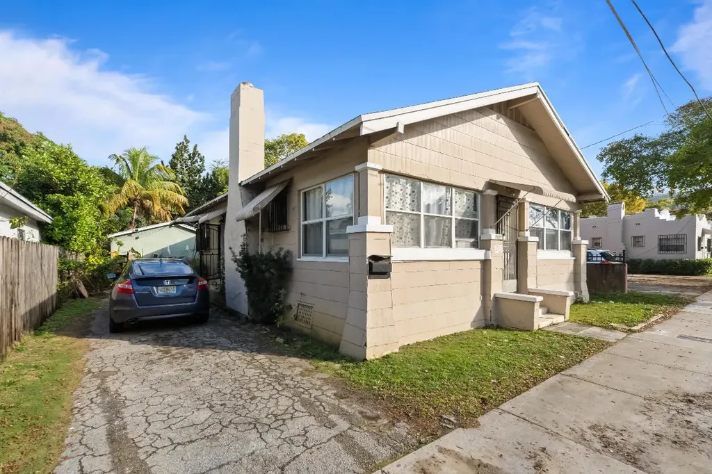 8111 NE 1st Avenue Miami FL 33138