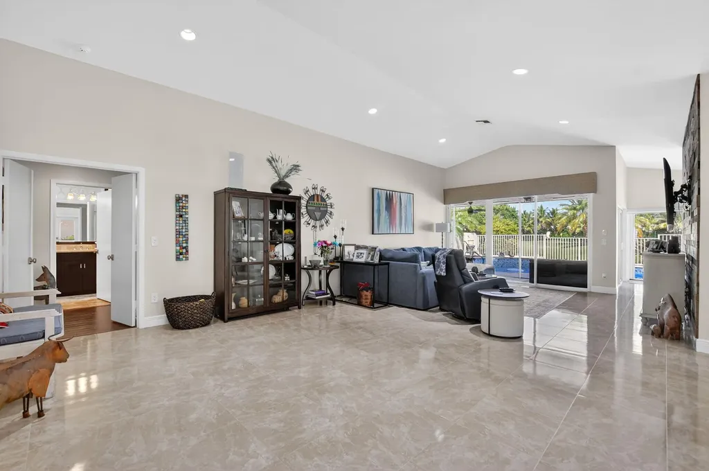 11270 Clover Leaf Circle Boca Raton FL 33428