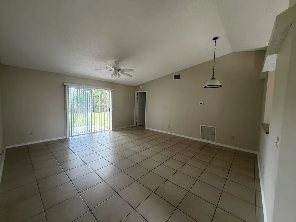 2342 SW Bayshore Boulevard Port St Lucie FL 34984