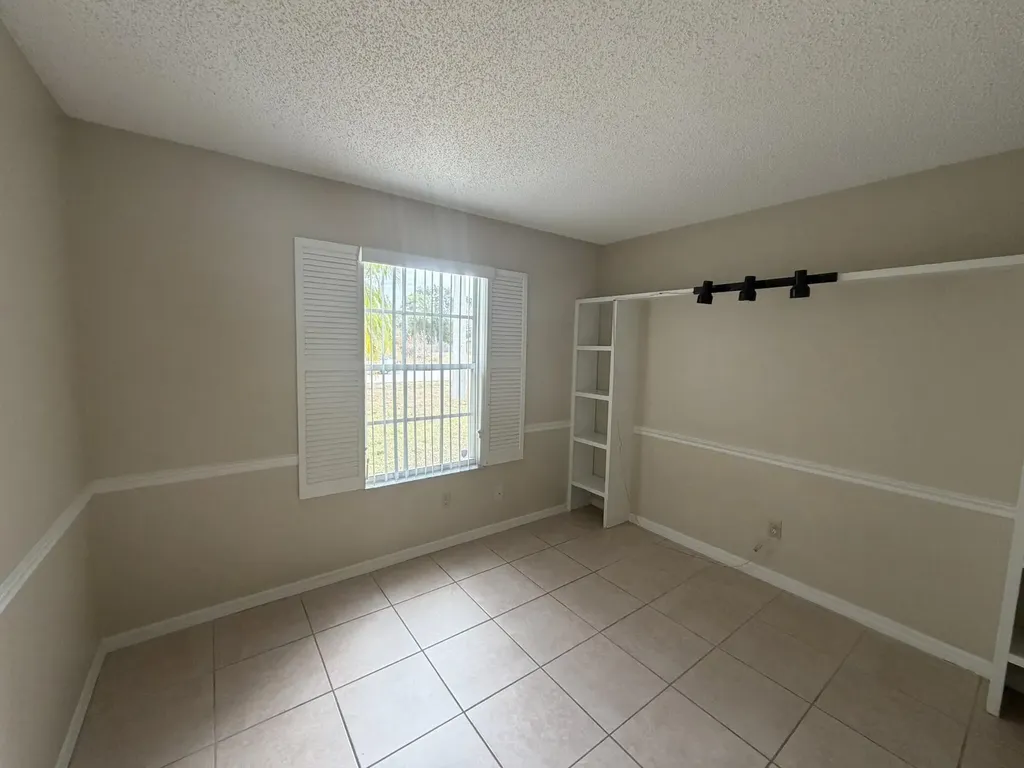 2342 SW Bayshore Boulevard Port St Lucie FL 34984