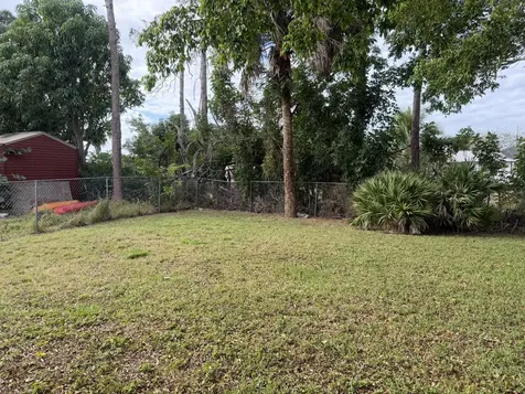 2342 SW Bayshore Boulevard Port St Lucie FL 34984