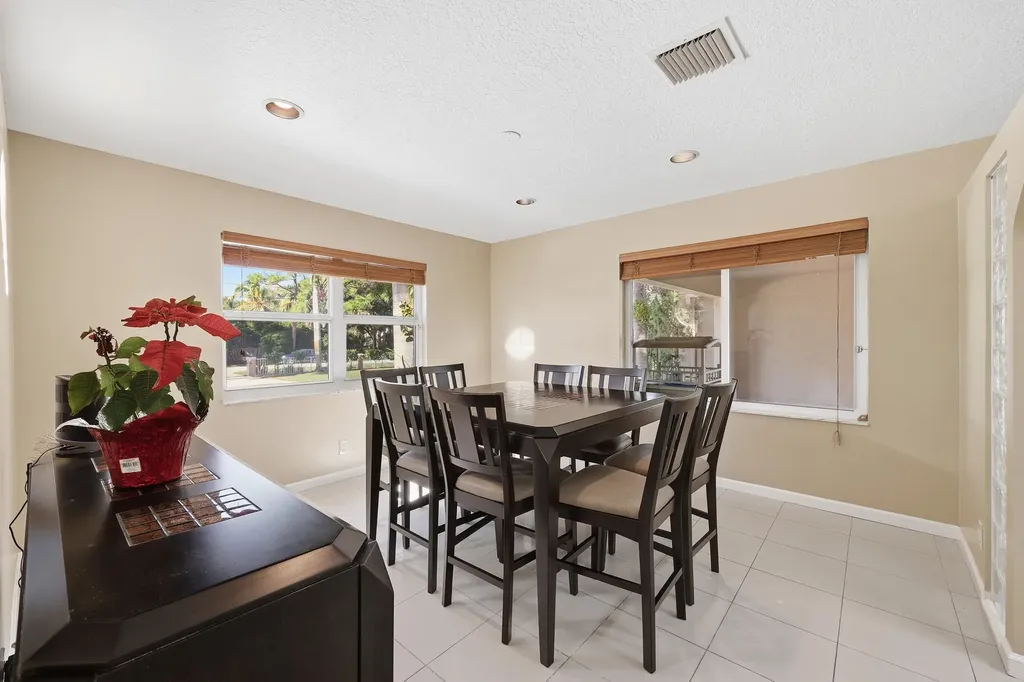 14410 64th Way N Palm Beach Gardens FL 33418