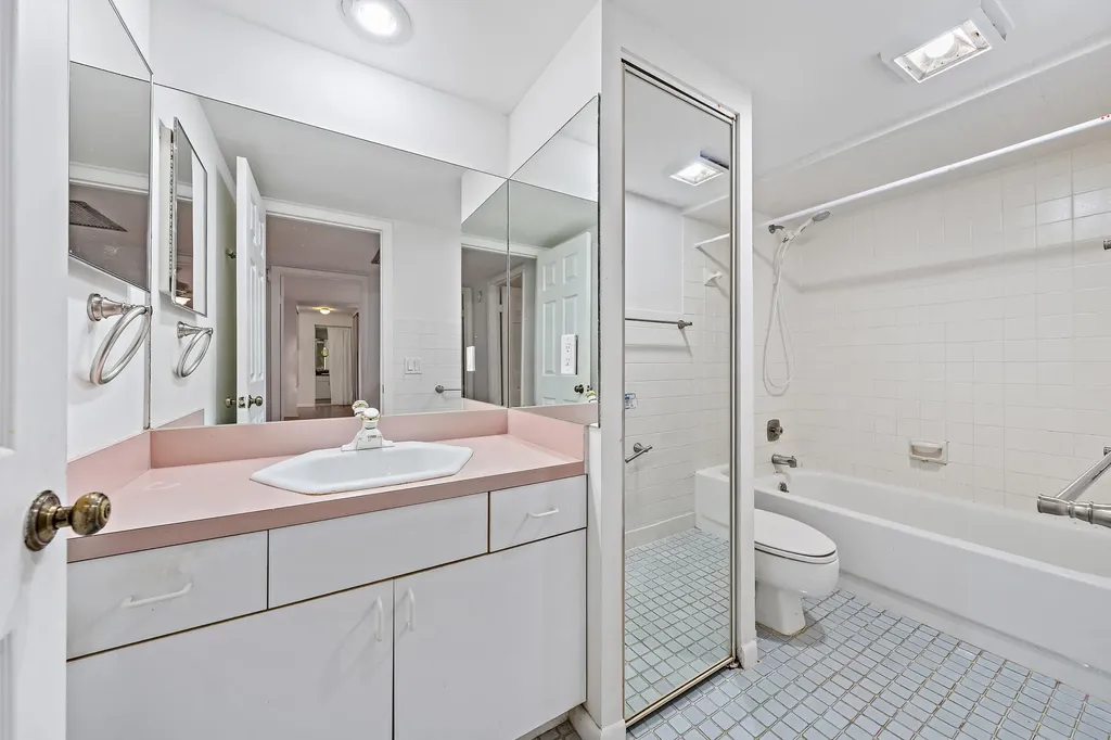 227 2nd Terrace Palm Beach Gardens FL 33418