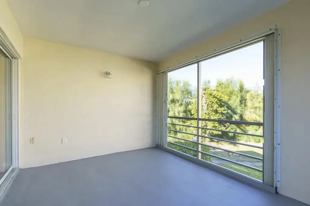 12036 Alternate A1a Palm Beach Gardens FL 33410