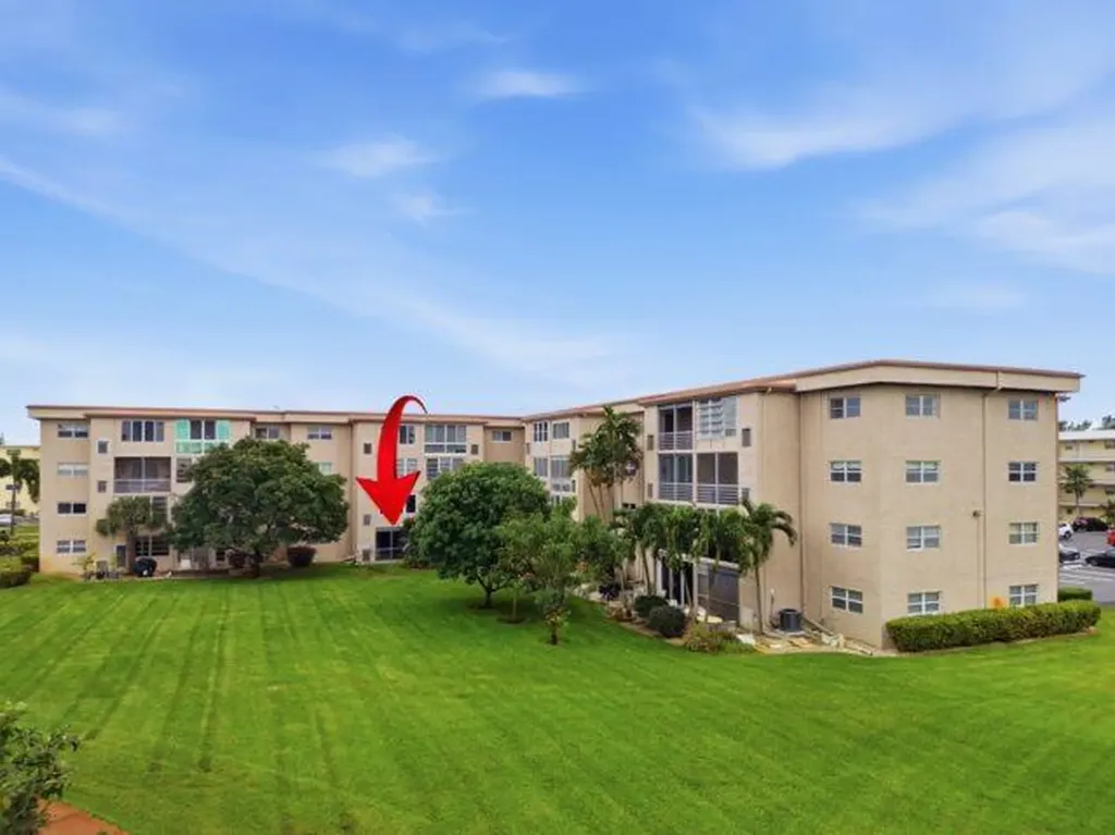 2615 NE 1st Court Boynton Beach FL 33435