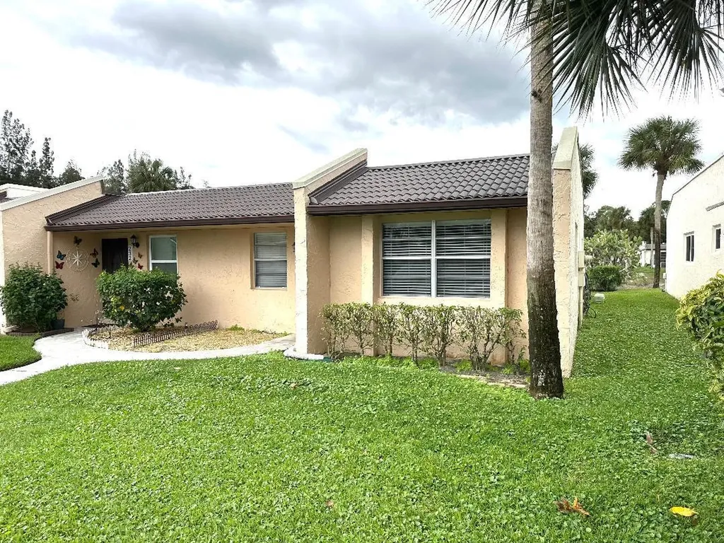 234 Lake Meryl Drive West Palm Beach FL 33411