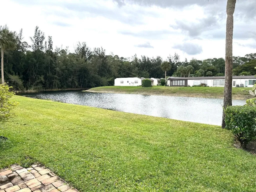 234 Lake Meryl Drive West Palm Beach FL 33411