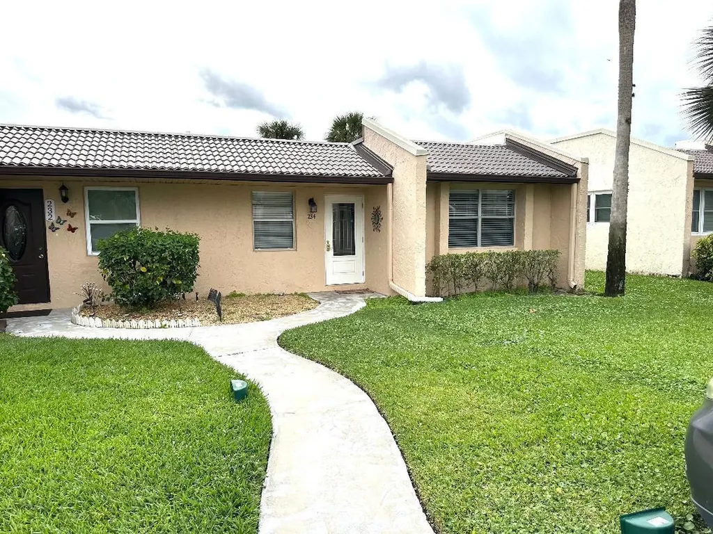 234 Lake Meryl Drive West Palm Beach FL 33411