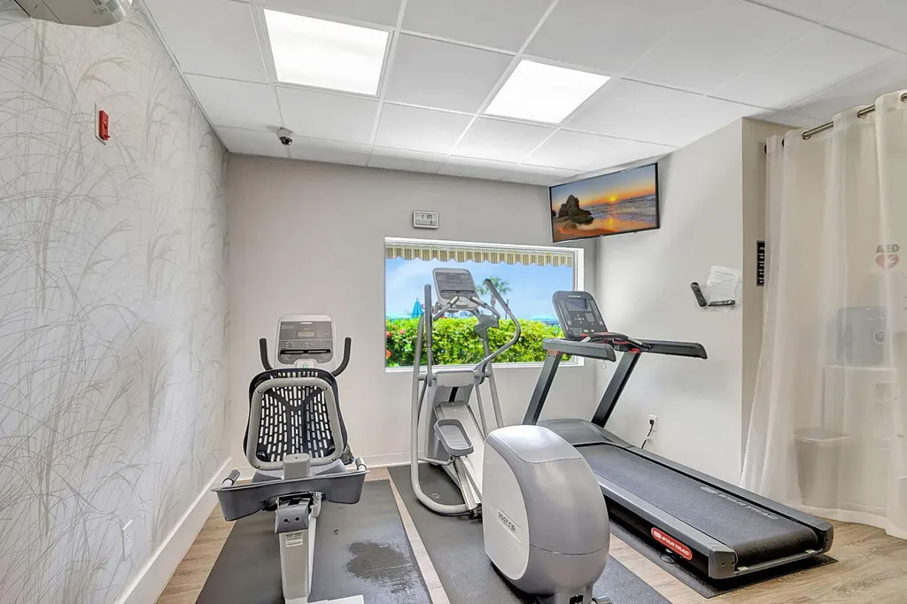 2840 S Ocean Boulevard Palm Beach FL 33480