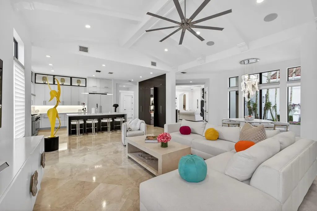 213 Via Palacio Palm Beach Gardens FL 33418