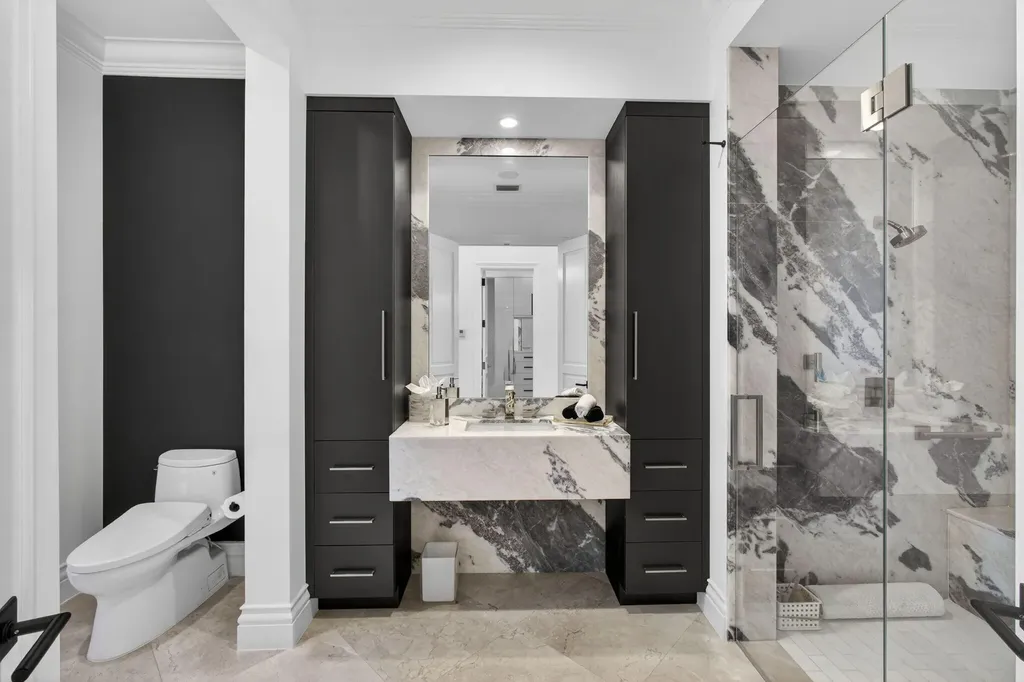 213 Via Palacio Palm Beach Gardens FL 33418