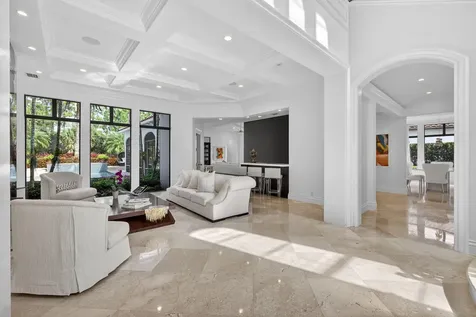 213 Via Palacio Palm Beach Gardens FL 33418