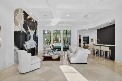 213 Via Palacio Palm Beach Gardens FL 33418