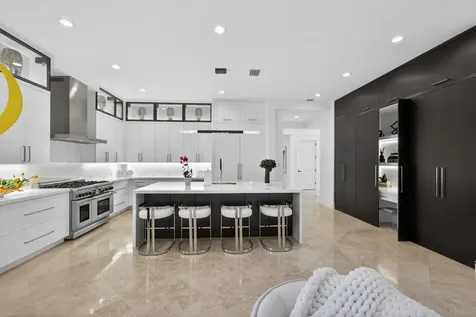 213 Via Palacio Palm Beach Gardens FL 33418