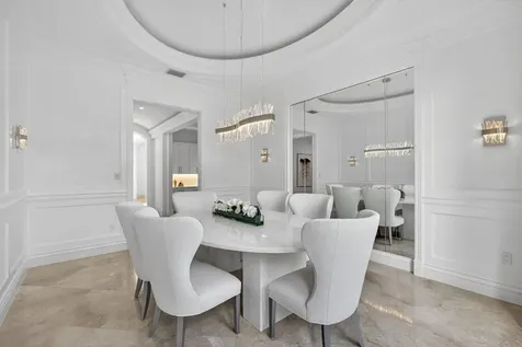 213 Via Palacio Palm Beach Gardens FL 33418