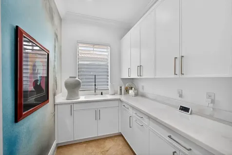 213 Via Palacio Palm Beach Gardens FL 33418