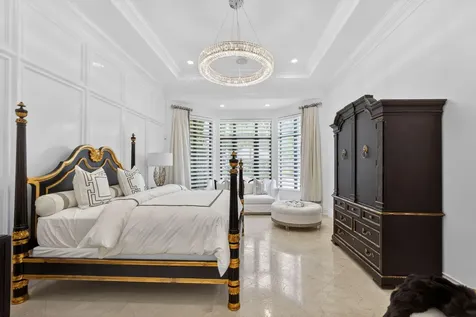 213 Via Palacio Palm Beach Gardens FL 33418