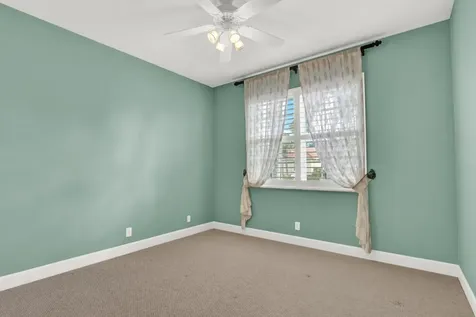 135 NW Lawton Road Port St Lucie FL 34986