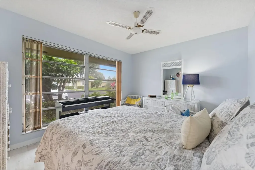 1130 Cactus Terrace Delray Beach FL 33445