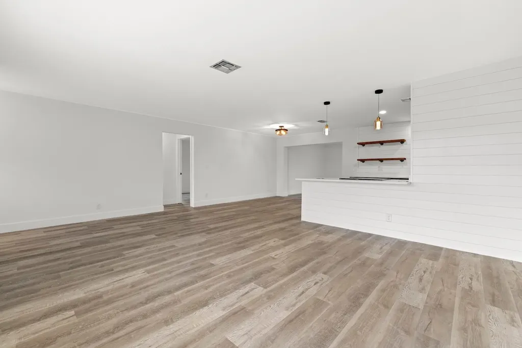 4473 Pine Garden Lane Lake Worth FL 33467