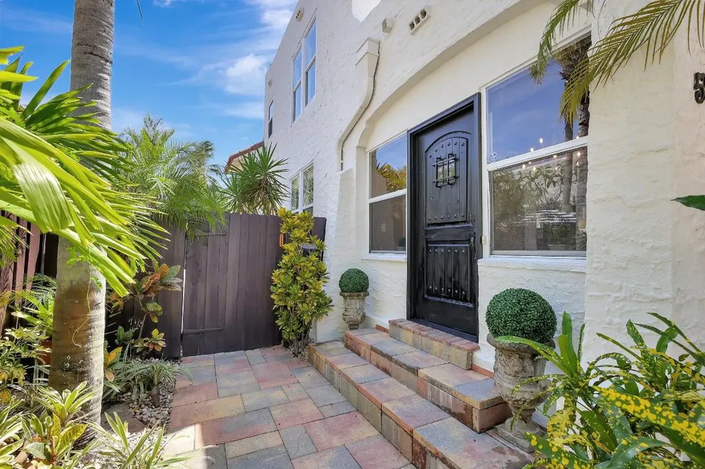 516-520 34th Street West Palm Beach FL 33407